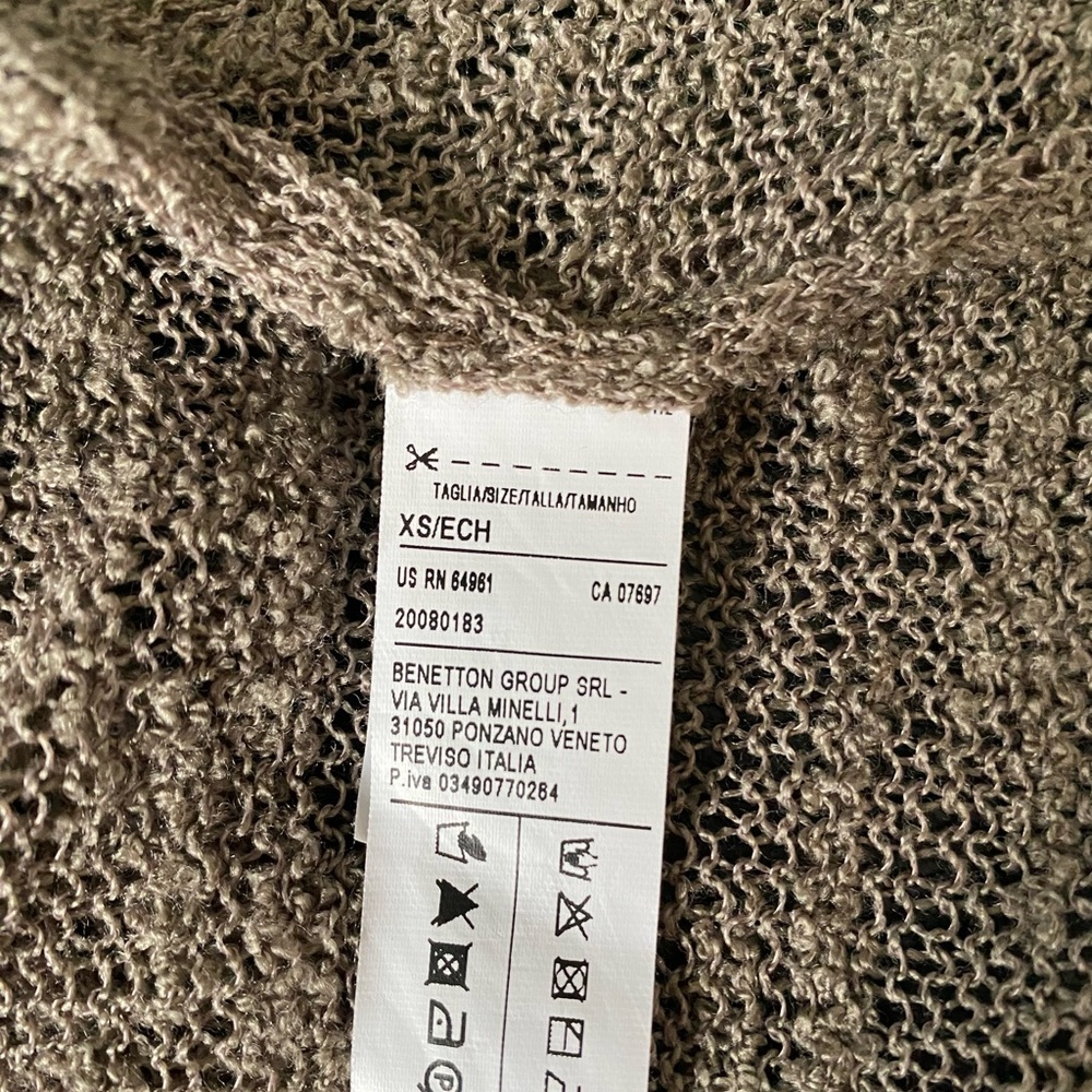 Sisley shrug taupe/grey linen colour EUC one size fits most - Picture 7 of 8